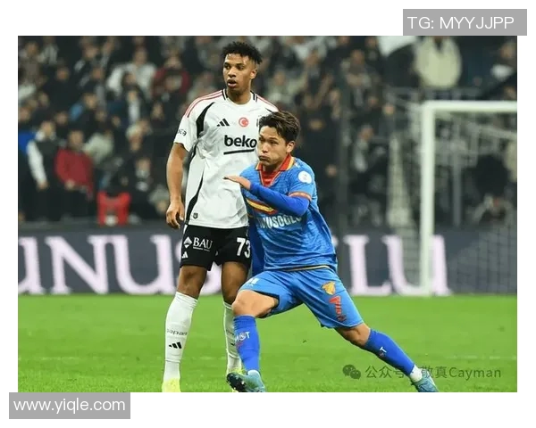 足球明星科莱尼的传奇之路与他对足球的热爱与奉献